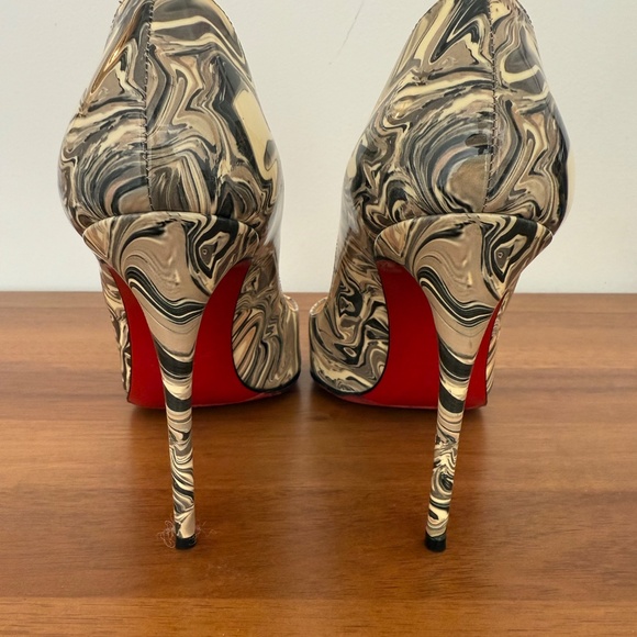 Christian Louboutin Pigalle Follies 100 Patent Swirl Size 37 - Picture 3 of 4